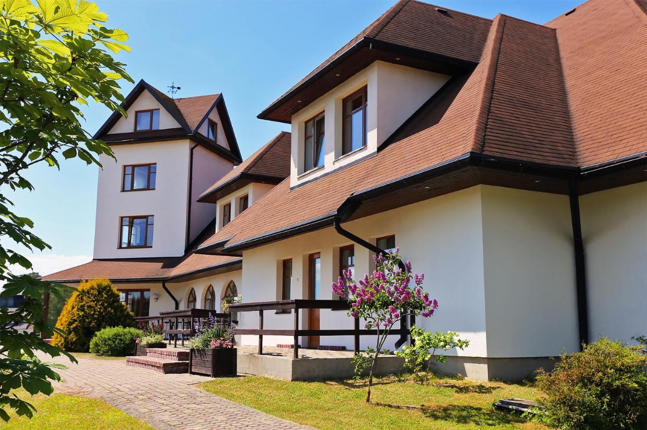 Guesthouse Cetri Veji Turkalne Εξωτερικό φωτογραφία